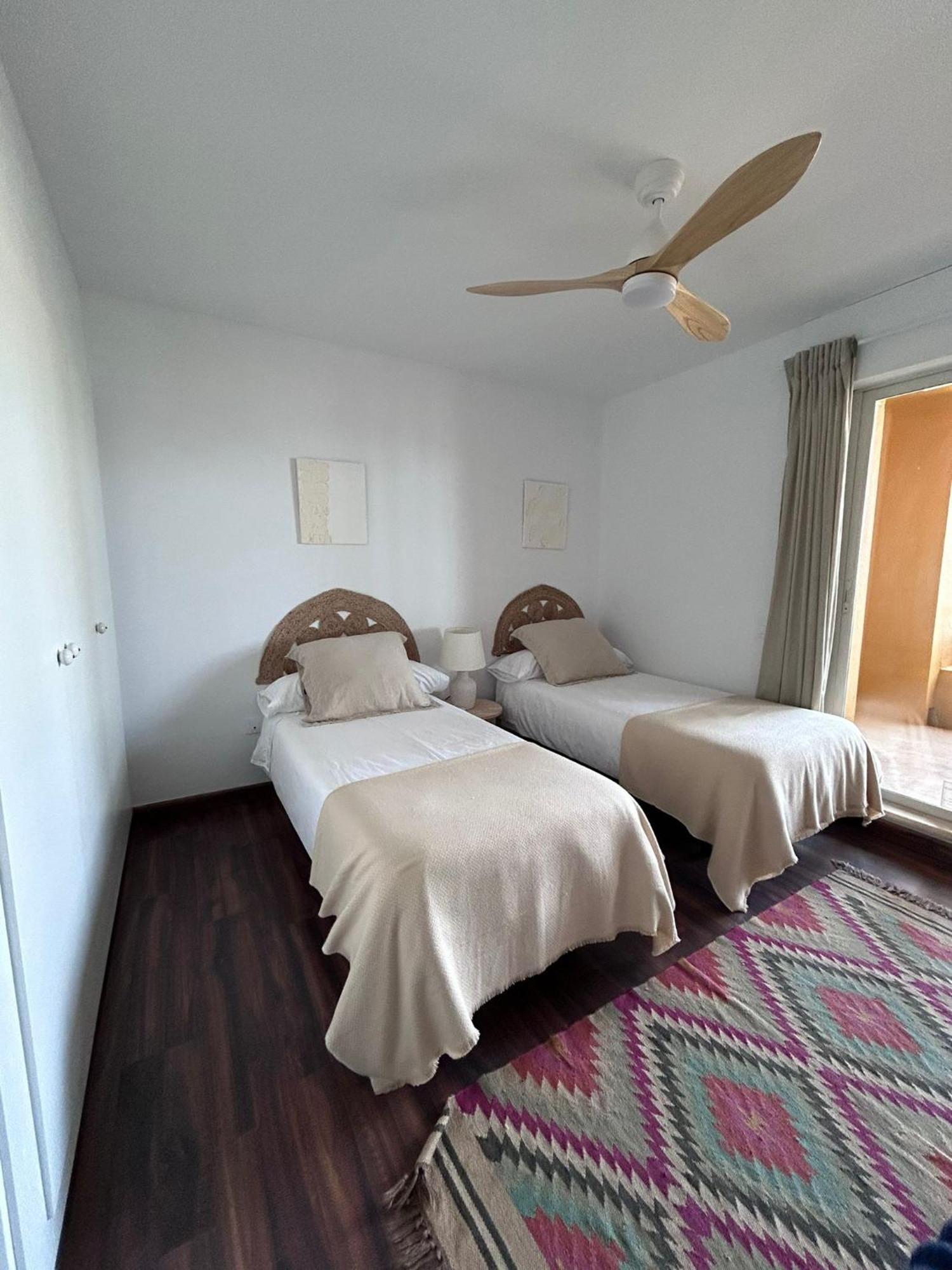 Apartamento Puerto Con Vistas Al Mar Sotogrande