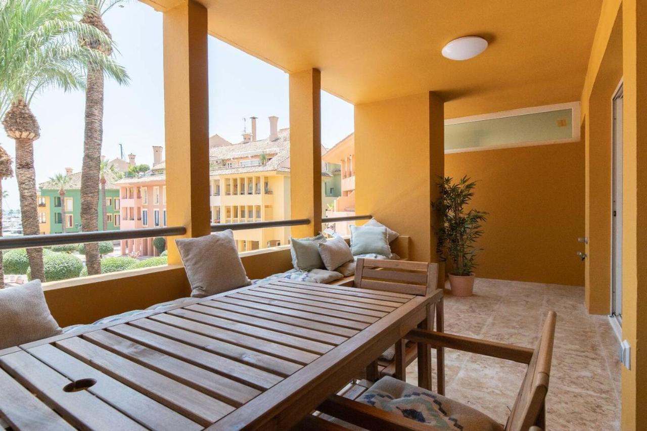 Puerto Con Vistas Al Mar Appartement Sotogrande
